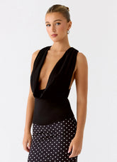 Oracle Top Black