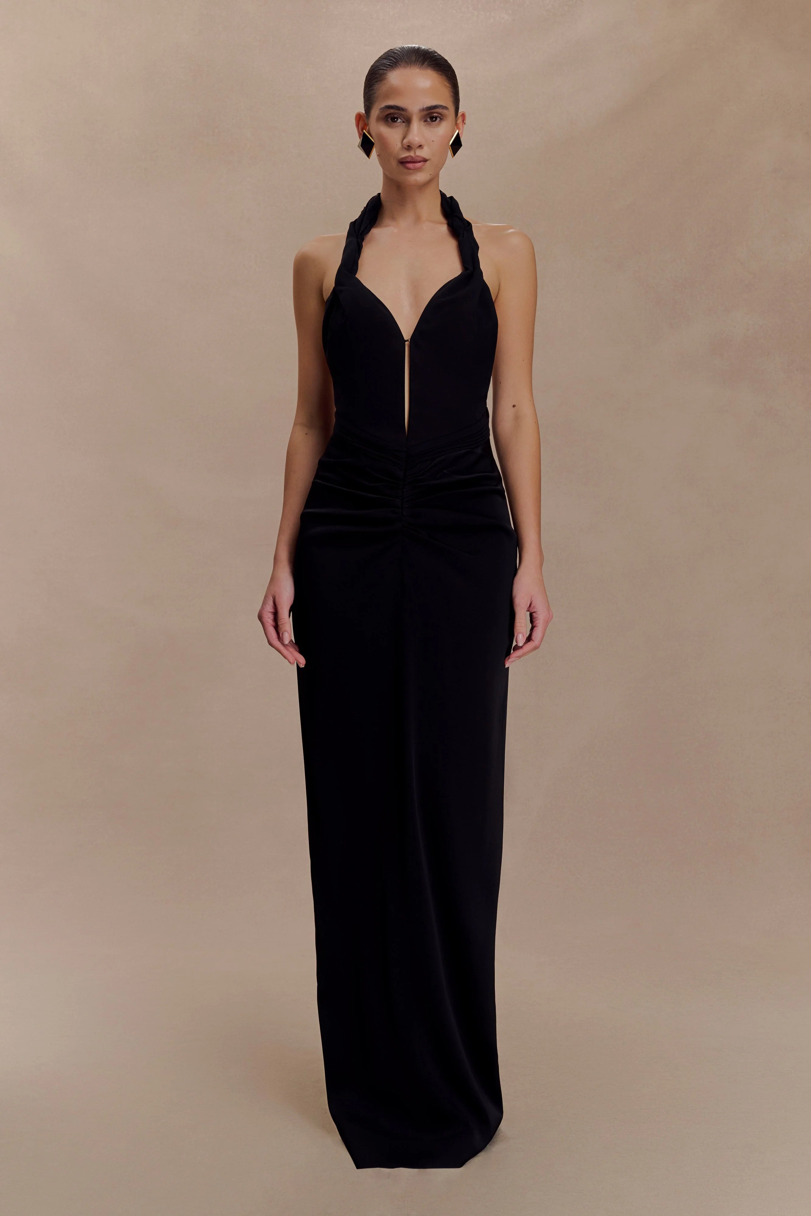 Vivianne Low Neck Maxi Dress Black