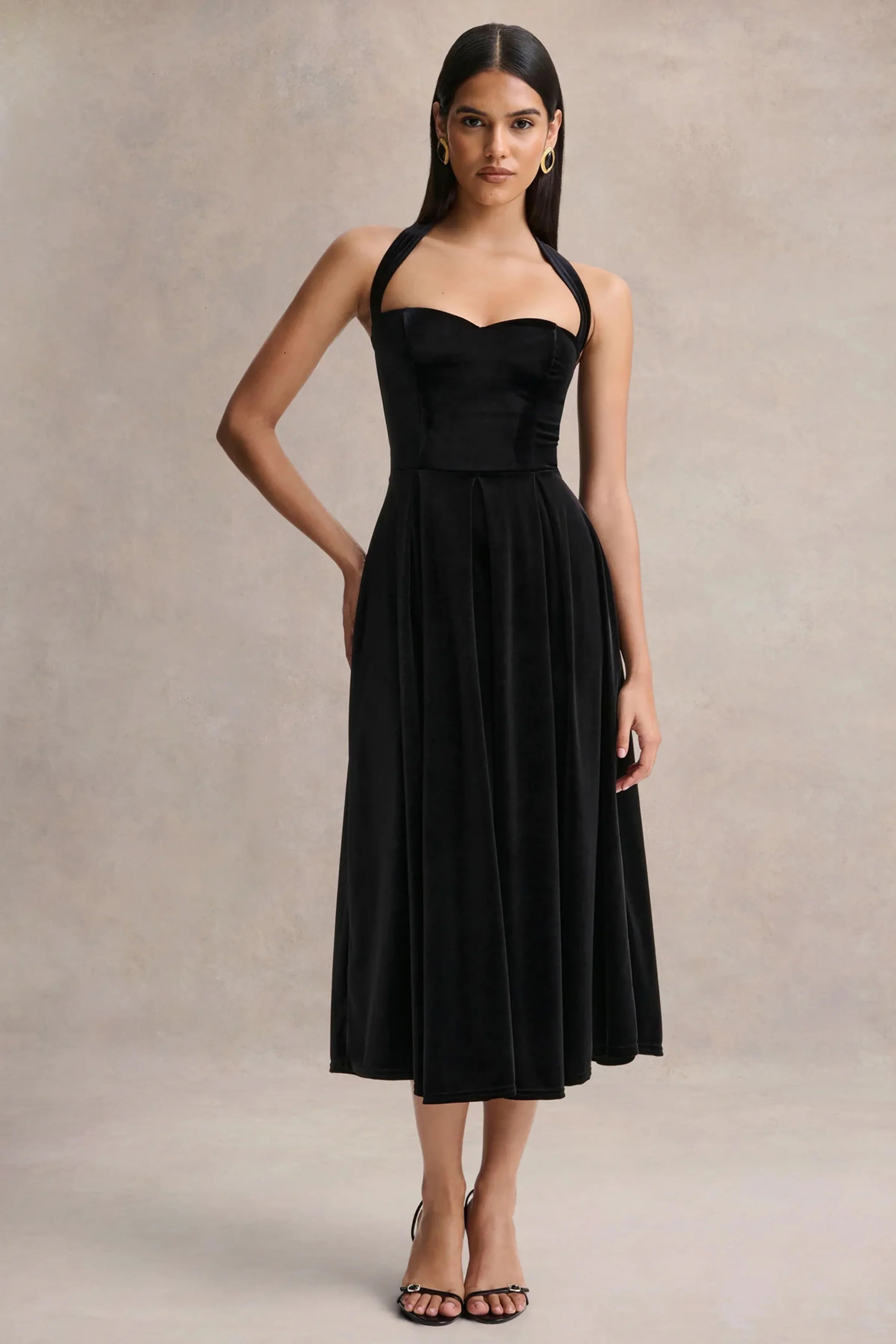Esmeray Black Velvet Sweetheart Neck Midi Dress