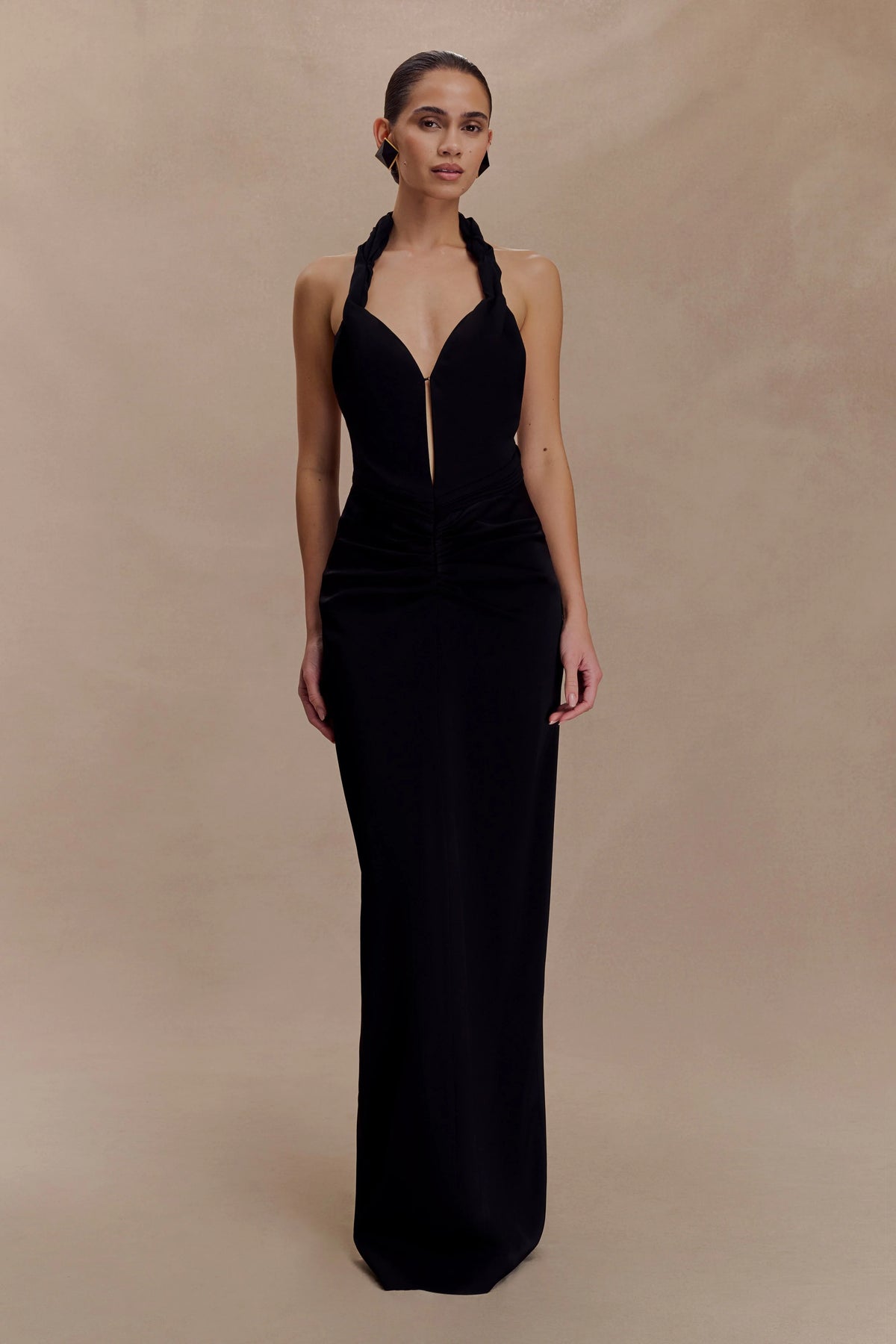 Vivianne Low Neck Maxi Dress Black